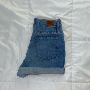 BDG High Rise Mom Shorts